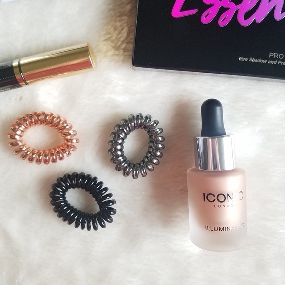 NWT 9 Piece Brand Name Beauty Bundle $185 Value - Picture 2 of 6